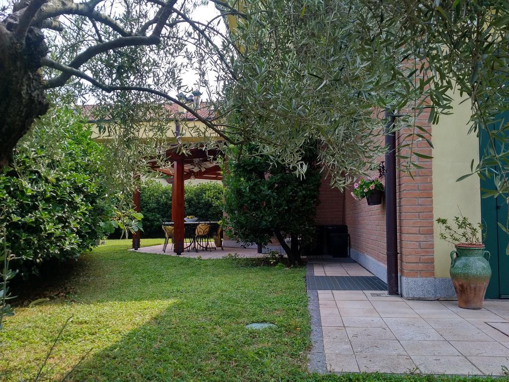 Villa Milena Arese Exterior foto